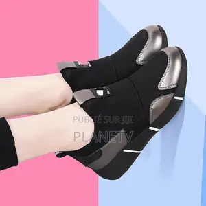 Photo - Chaussures Fashion Pour Femmes Très Jolie Disponible VSPMD