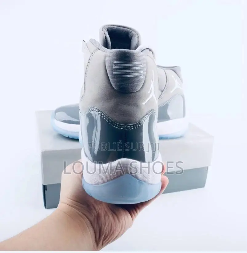 Air Jordan 11