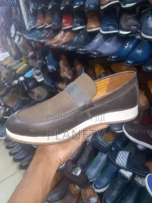 Chaussures De Ville en Cuir Disponible Mk