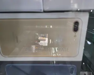 New Pomme iPhone 7 Plus 128 GB Autre