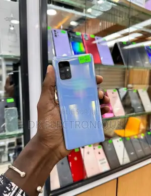 Photo - Samsung Galaxy A71 5G 128 GB Bleu