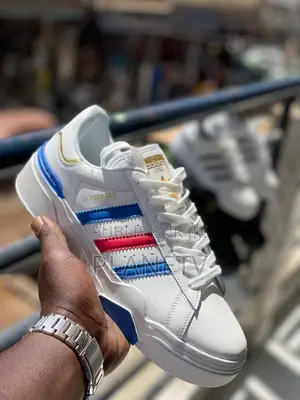 Photo - Adidas Originals Disponible TDS