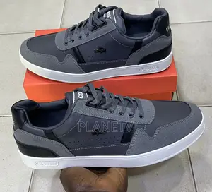 Lacoste Originale Disponible TDS