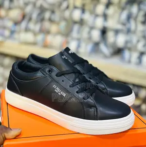 Photo - Chaussures Polo Originale Disponible WST