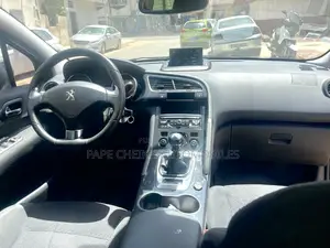 PEUGEOT 3008 2016 Bleu