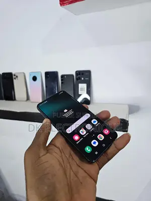 Samsung Galaxy S22 5G 128 GB Noir