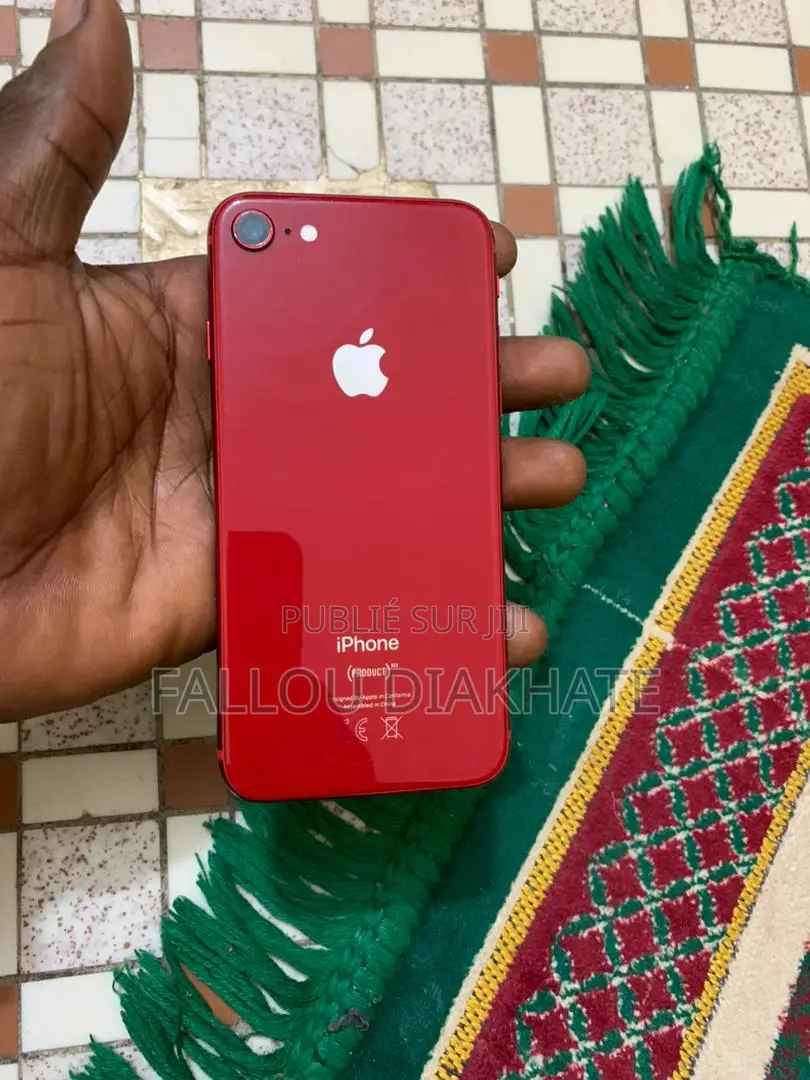 New Pomme iPhone XR 64 GB Autre