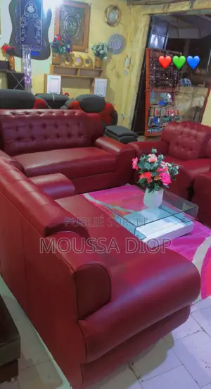 Salon en Semicuire Disponible Sur Commande