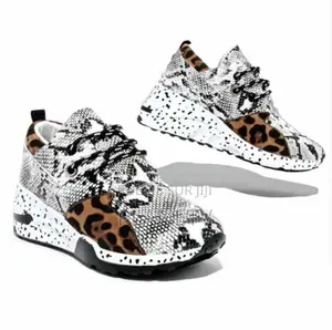 Chaussures Pour Filles Ou Femmes Disponible NVS