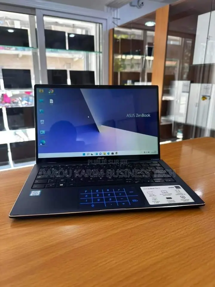 New Asus Zenbook Flip 13 UX363 8GB Intel Core I5 SSD 512GB