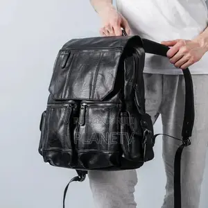 Sacs À Dos en Cuir Original en Promotion Disponible Nf