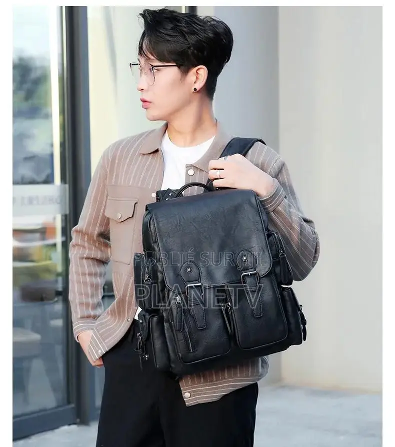 Sacs a Dos en Cuir Marron Et Noir en Promotion Disponible Nf