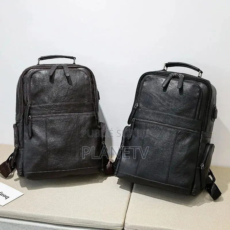 Sacs À Dos en Cuir Original en Promotion Disponible Of