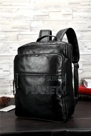 Sacs À Dos en Cuir Original en Promotion Disponible Of