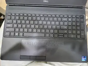 New Ordinateur Portable Dell Precision 7560 32GB Intel Xeon SSD 1T