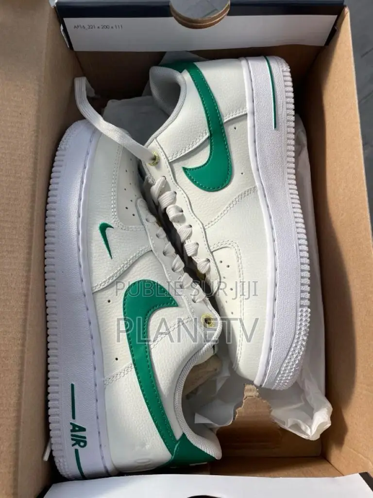 Nike Originale Disponible Of