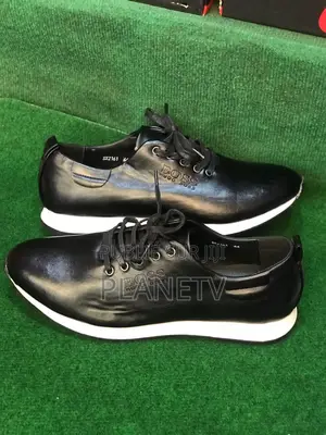 Photo - Promo 100% Cuir Disponible Cf