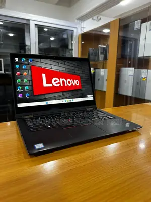 New Lenovo ThinkPad Yoga 370 8GB Intel Core I5 SSD 256GB