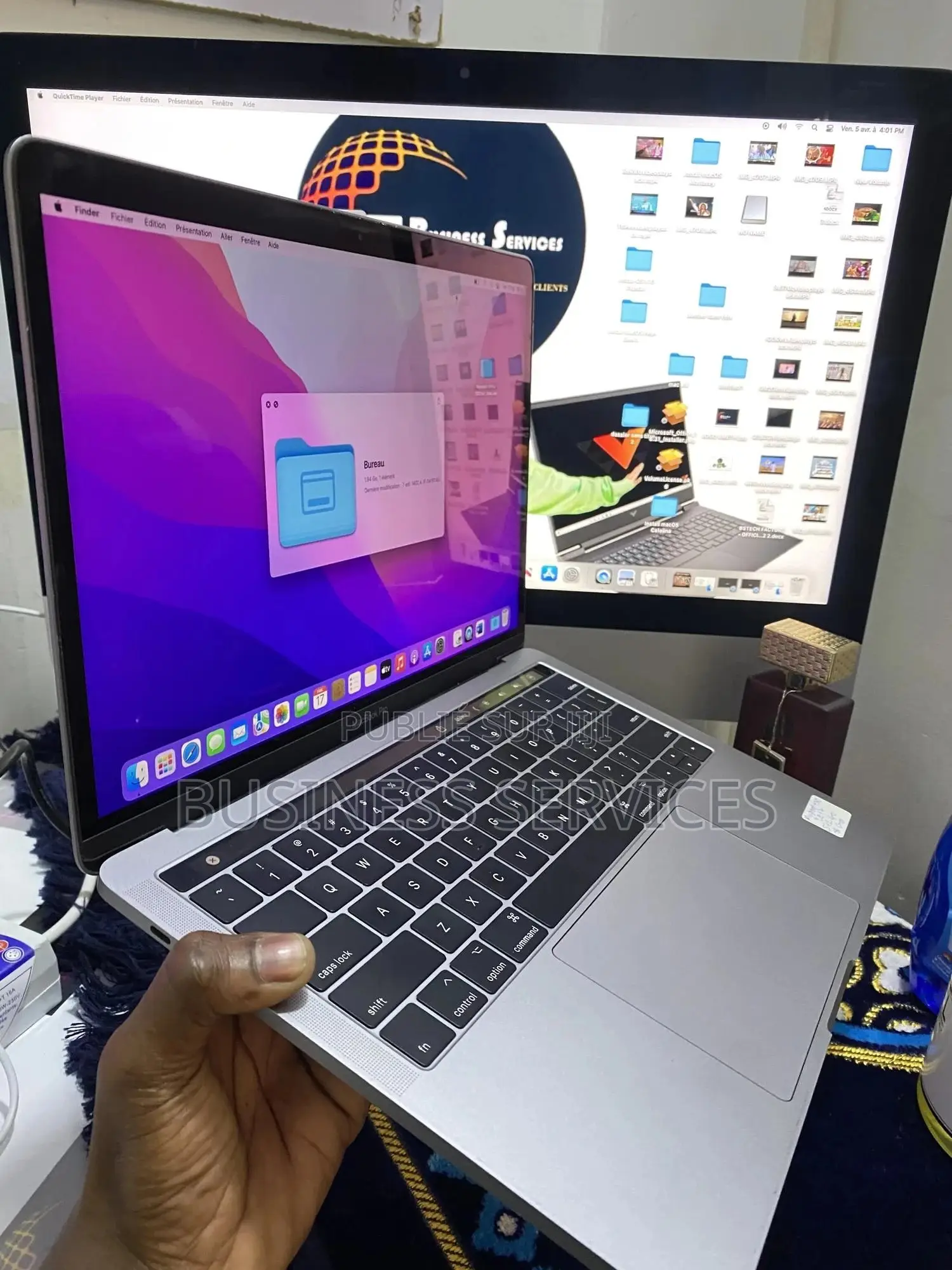 New Apple MacBook Pro 2017 8GB Intel Core I5 SSD 512GB