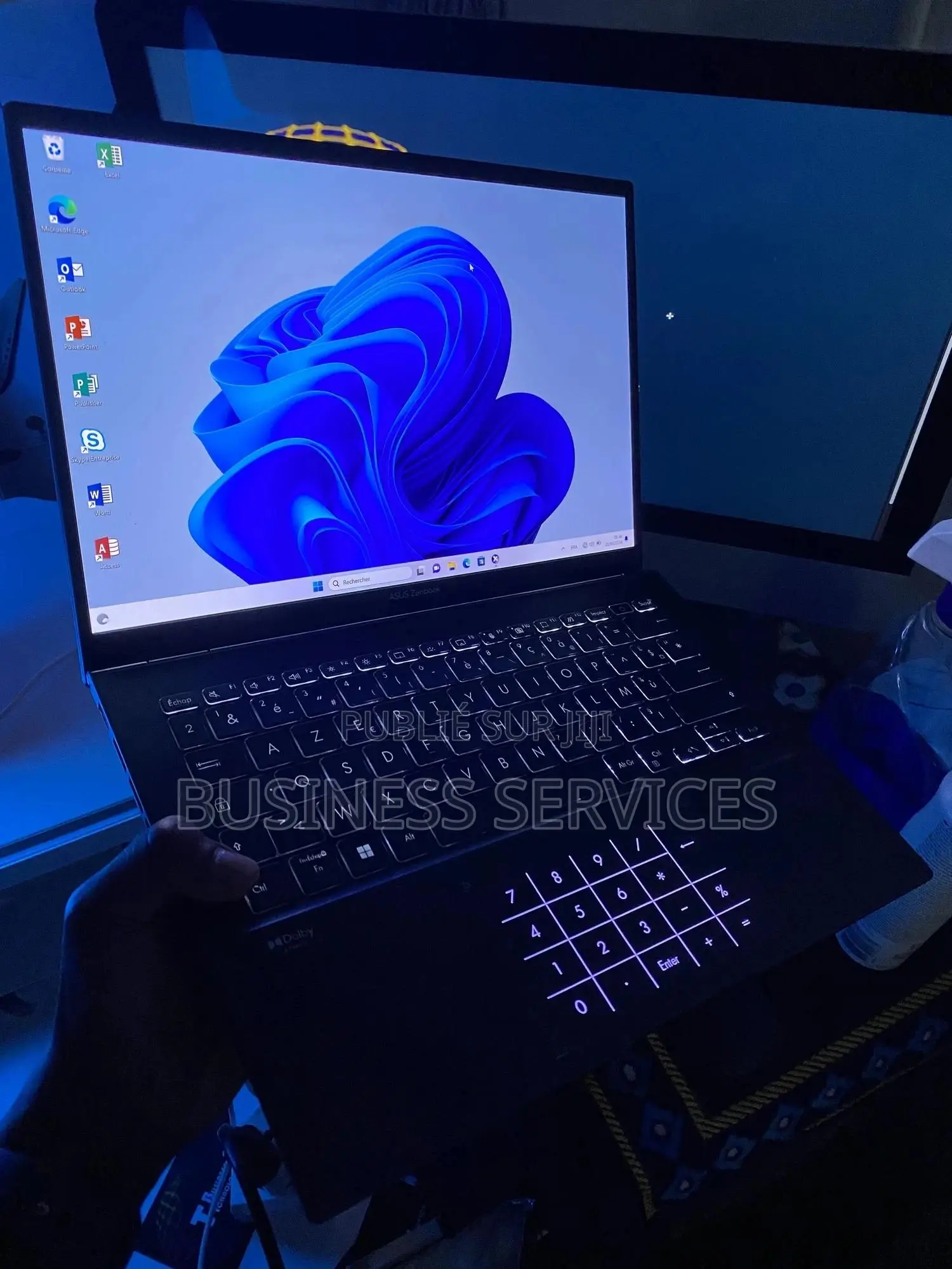 New Ordinateur Portable Asus Autre 16GB AMD Ryzen 7 SSD 512GB