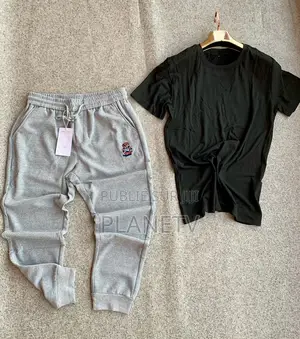 Ensemble Très Jolie Disponible DMDS