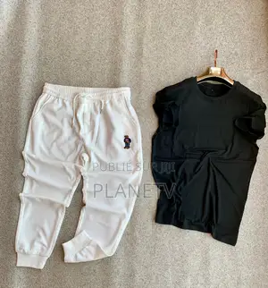 Ensemble Très Jolie Disponible DMDS