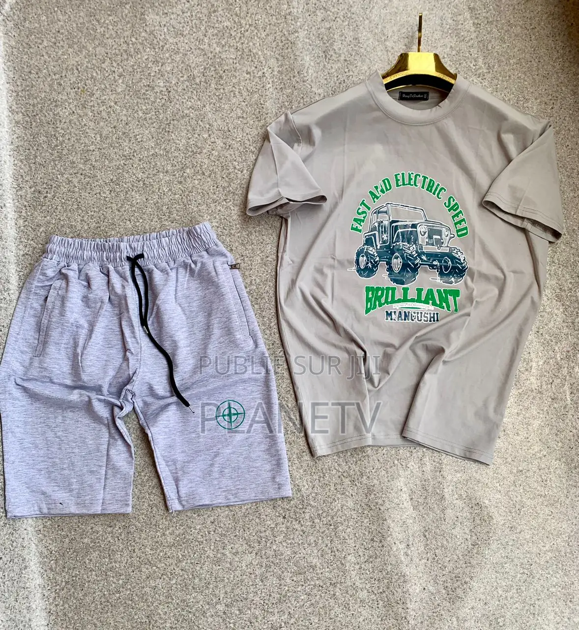 Ensemble Très Jolie Disponible DMDS