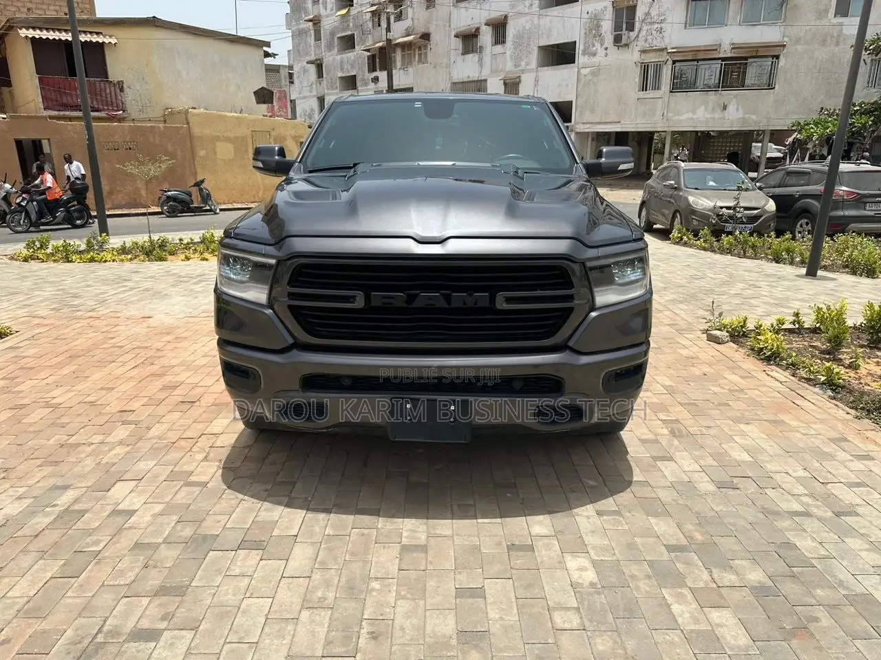 Dodge RAM 1500 5.7 Hybrid AWD 2019 Gris