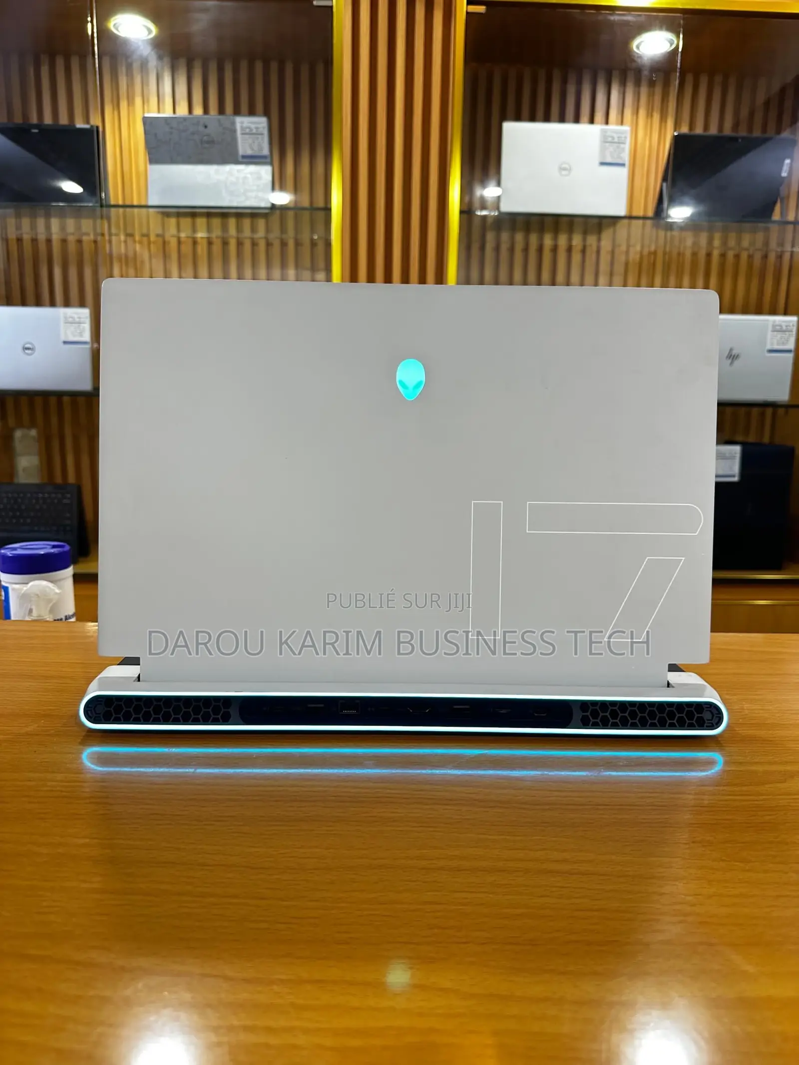 New Ordinateur Portable Alienware M17x R2 32GB Intel Core I9 SSD 1T