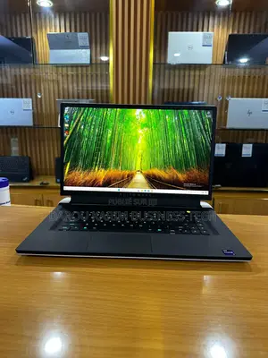 New Ordinateur Portable Alienware M17x R2 32GB Intel Core I9 SSD 1T