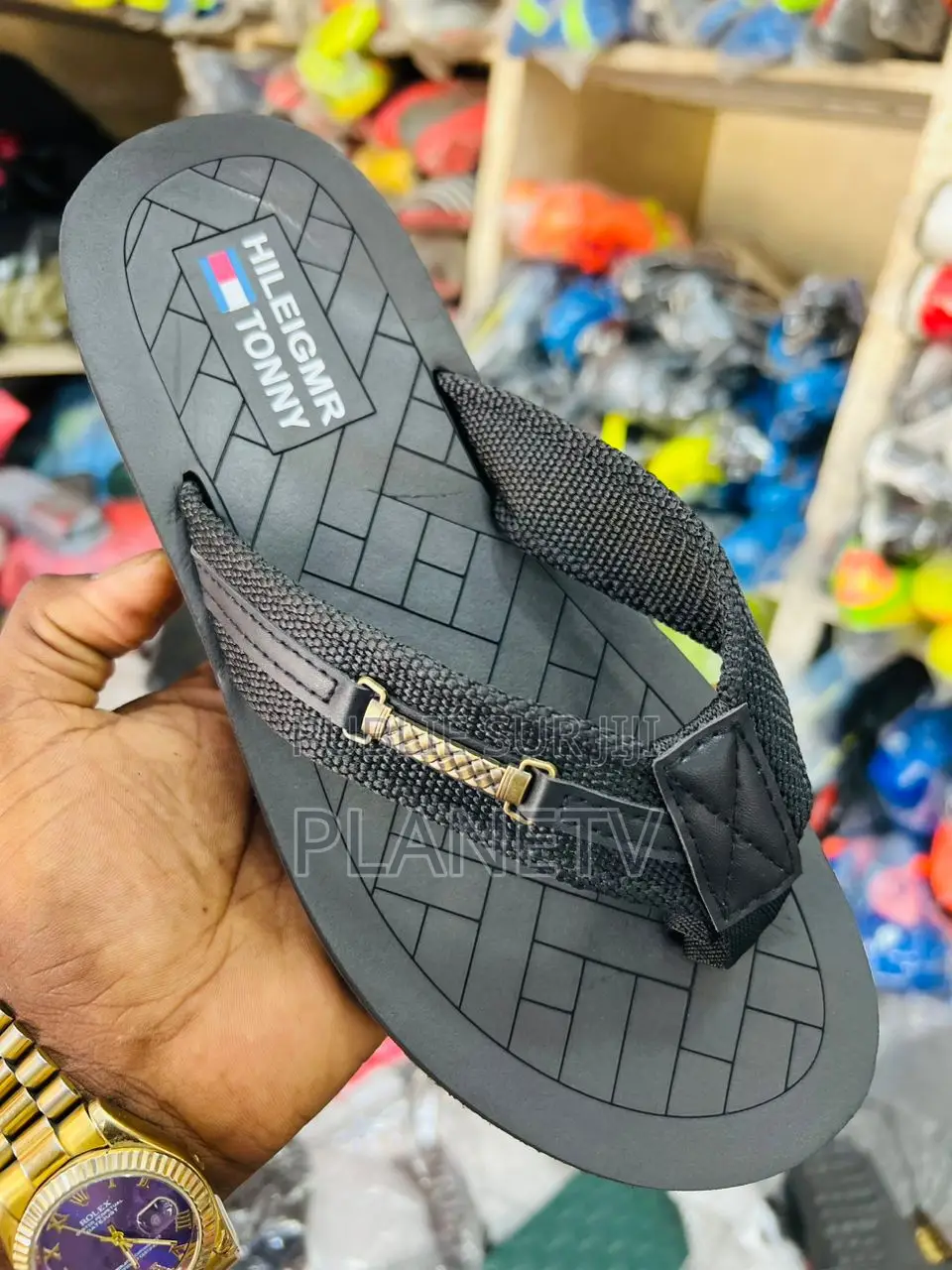 Sandales Très Originale Disponible WCM