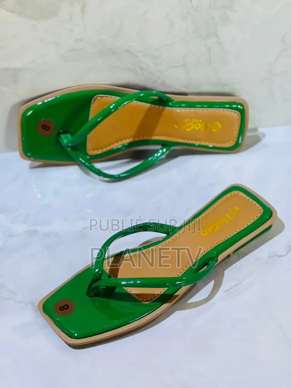 Sandales Très Originale Disponible BFS