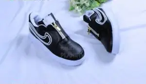 Photo - Chaussures Très Jolie Nike Original Disponible VSPMD