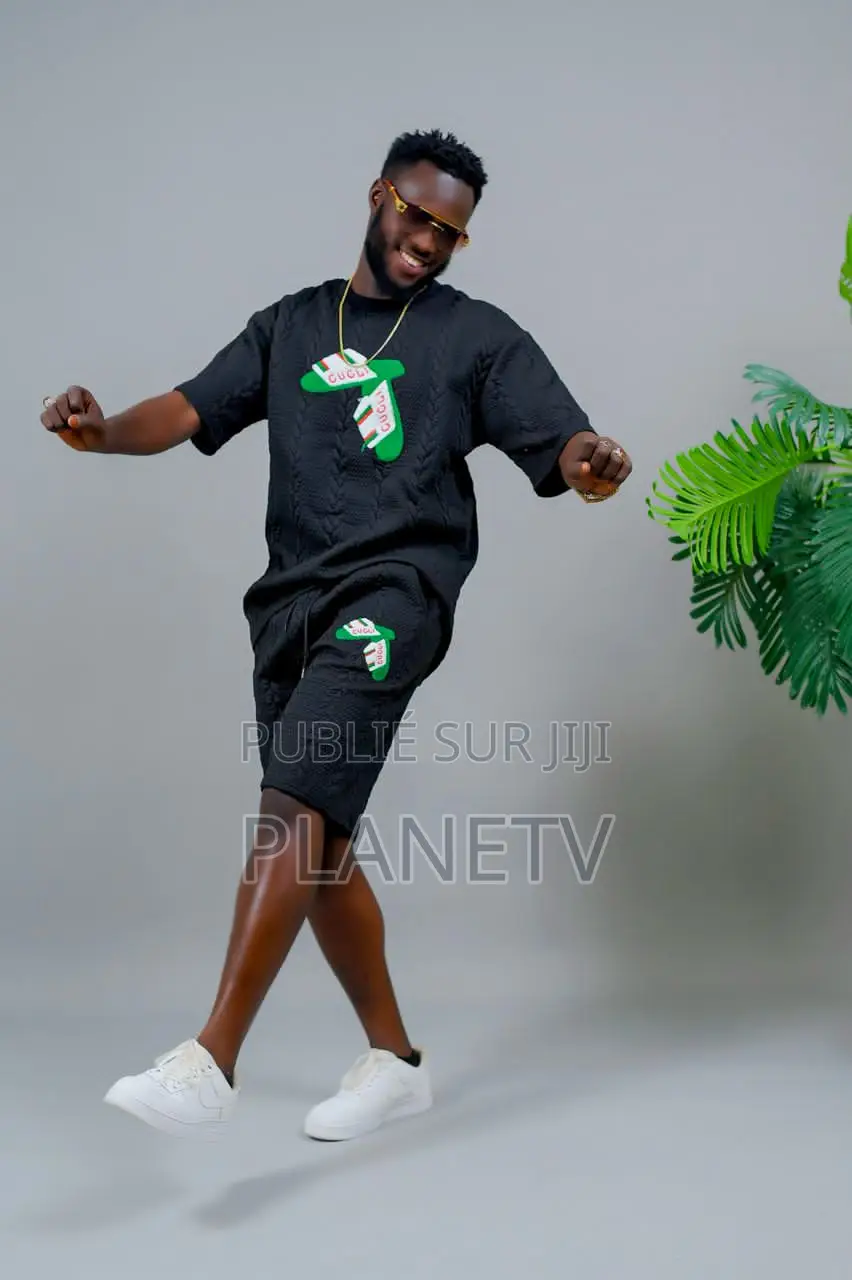 Ensemble Très Jolie Disponibles Kb