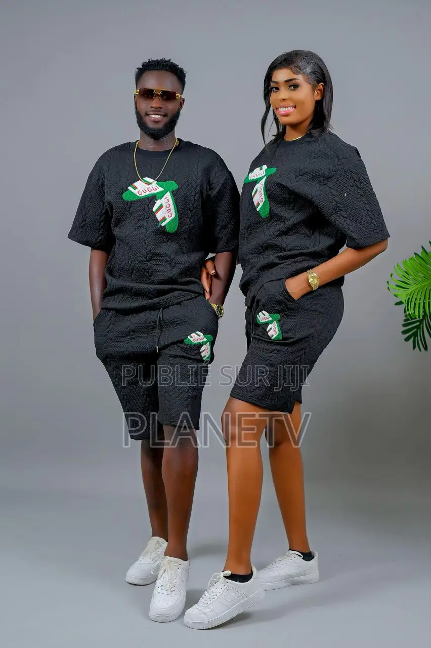 Ensemble Très Jolie Disponibles Kb