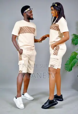 Ensemble Très Jolie Disponible Kb