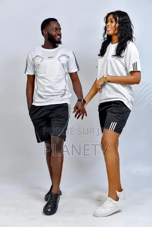 Ensemble Très Jolie Disponible Kb