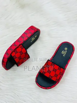 Photo - Sandales Originale Disponible CBFS