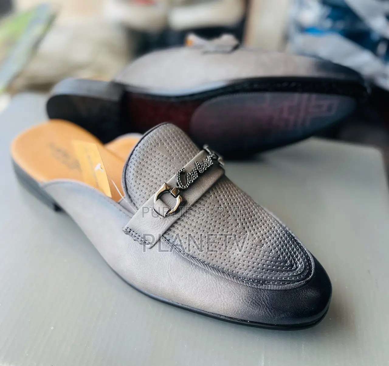 Marakiss en Cuir Original Disponible Wcmd3