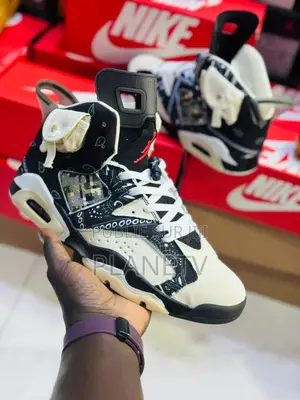 Photo - Jordan 6 Retro Original Disponible Nf