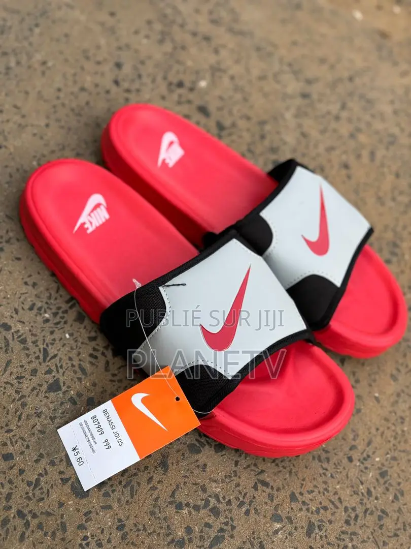 Sandales Originale Disponible Of