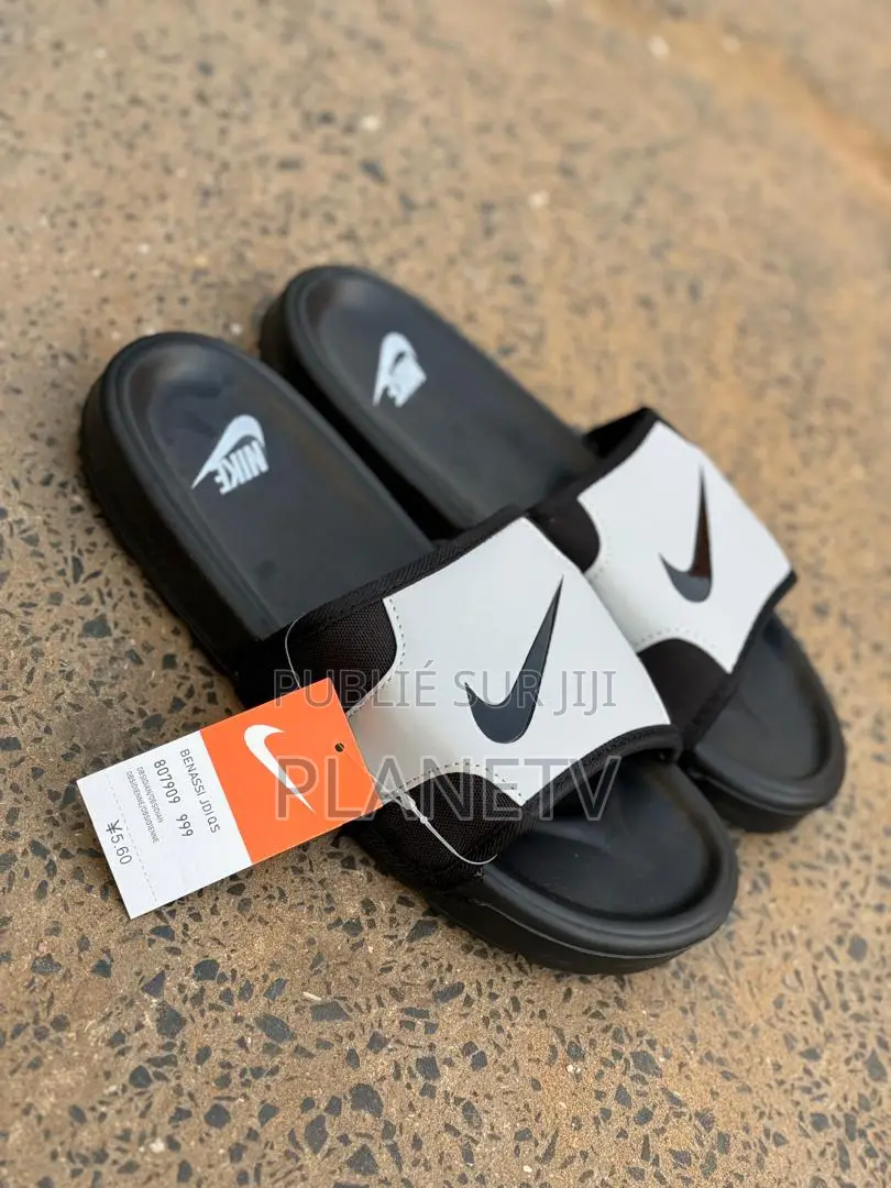 Sandales Originale Disponible Of