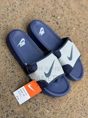 Sandales Originale Disponible Of