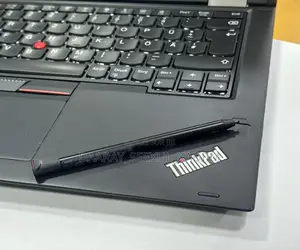Lenovo ThinkPad Yoga 370 8GB Intel Core I5 SSD 256GB