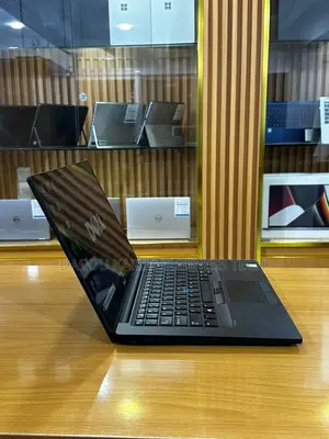 New Ordinateur Portable Dell Latitude 7480 8GB Intel Core I7 SSD 256GB