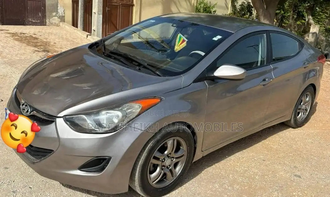 Hyundai Elantra 2013 Beige