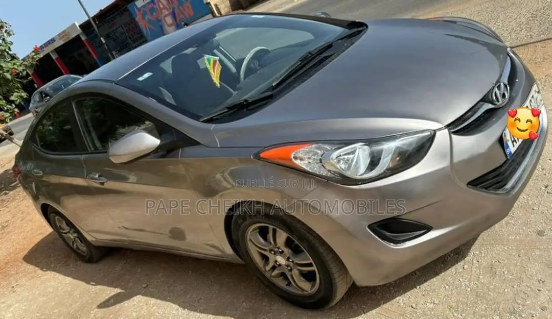 Hyundai Elantra 2013 Beige