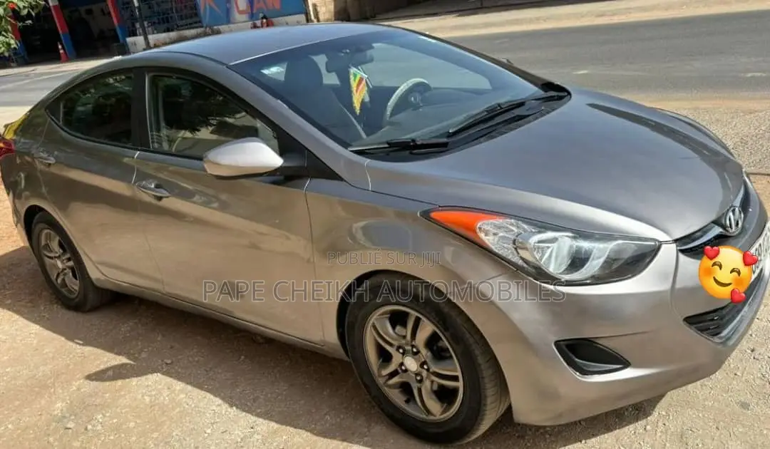 Hyundai Elantra 2013 Beige