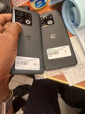 New OnePlus 10 Pro 128 GB Noir