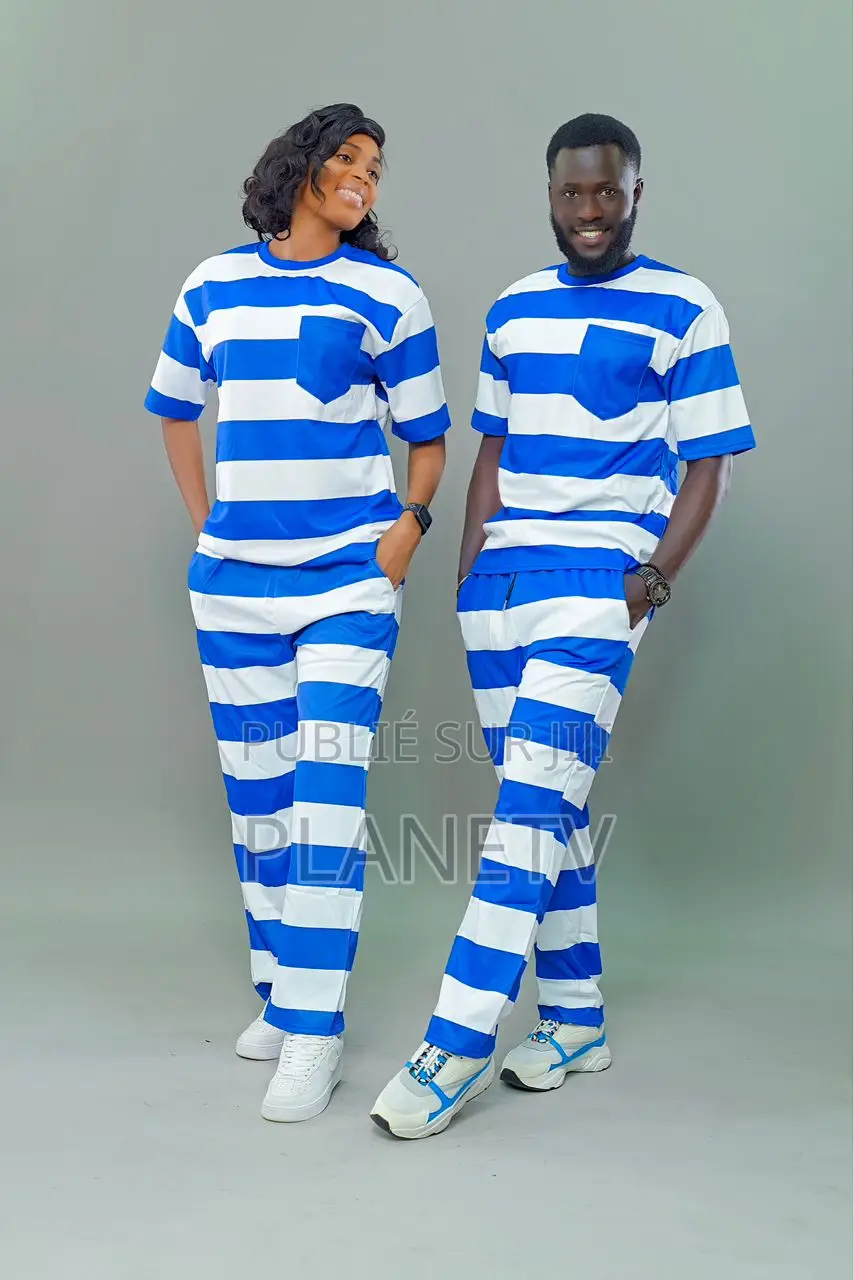 Ensemble Très Jolie Disponible TWKBN